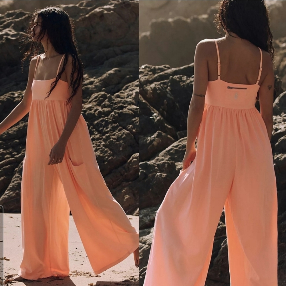 New Free People Hot Shot Strappy Onesie XS Orange Peach Jumpsuit FP Movement NWT - Picture 2 of 14